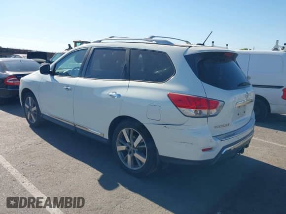 2014 Nissan Pathfinder S z VIN 5N1AR2MN8EC730154, wystawiony jako IAAI lot #42756118 z przebiegiem 168 328 mil mil oraz . Historia ofert i sprzedaży dostępna na DreamBid. Obrazek 3.