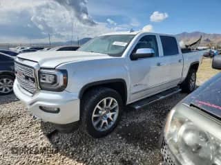 2018 GMC Sierra 1500 Denali with VIN 3GTU2PEJ4JG217487, listed as a Copart auction lot 80302485 with 34,443 mi miles and Salvage title. Bid and sale history available at DreamBid. Image 1.