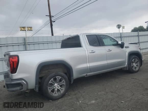 2022 GMC Sierra 1500 SLE with VIN 1GTR8BED3NZ151246, listed as a Copart auction lot 56206184 with 61,718 mi miles and Salvage title. Bid and sale history available at DreamBid. Image 3.