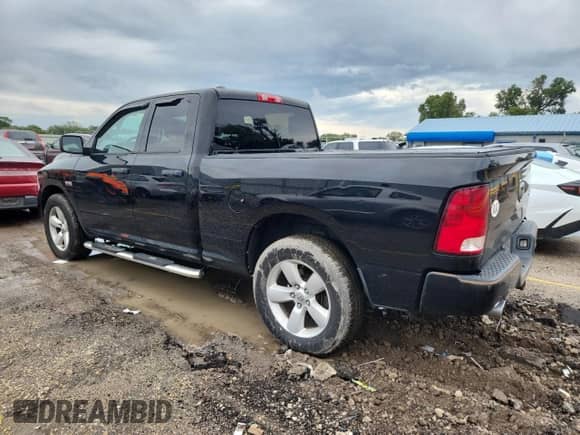 2014 Ram 1500 Tradesman z VIN 1C6RR7FT7ES119576, wystawiony jako Copart lot #81138085 z przebiegiem 121 008 mil mil oraz Szkoda całkowita • Salvage title. Historia ofert i sprzedaży dostępna na DreamBid. Obrazek 2.