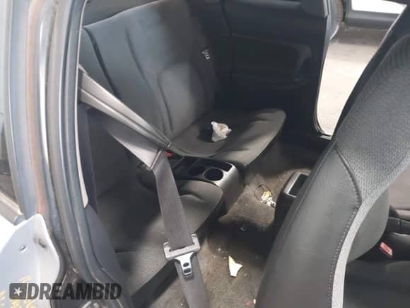 2001 Saturn SC с VIN 1G8ZP12841Z300417, выставлен на аукционе IAAI как лот 42731965 с пробегом 151 041 миль миль и . История ставок и продаж доступна на DreamBid. Изображение 8.