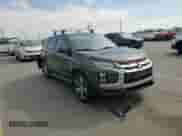 2021 Mitsubishi Outlander ES z VIN JA4ARUAU7MU005708, wystawiony jako Copart lot #80454945 z przebiegiem 59 245 mil mil oraz Szkoda całkowita • Salvage title. Historia ofert i sprzedaży dostępna na DreamBid. Obrazek 14.