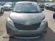 2011 Toyota Sienna с VIN 5TDKA3DC4BS008307, выставлен на аукционе Copart как лот 84420245 с пробегом 225 695 миль миль и Списание • Salvage title. История ставок и продаж доступна на DreamBid. Изображение 5.