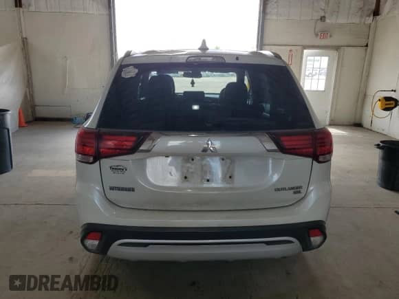 2019 Mitsubishi Outlander ES с VIN JA4AZ3A34KZ036822, выставлен на аукционе Copart как лот 70109055 с пробегом 184 247 миль миль и Списание • Salvage title. История ставок и продаж доступна на DreamBid. Изображение 6.
