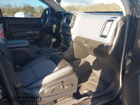 2019 Chevrolet Colorado 4WD Z71 с VIN 1GCPTDE18K1270623, выставлен на аукционе IAAI как лот 41196095 с пробегом 76 544 миль миль и . История ставок и продаж доступна на DreamBid. Изображение 5.