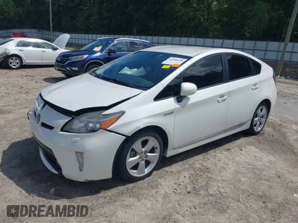 2013 Toyota Prius One z VIN JTDKN3DU6D5543628, wystawiony jako IAAI lot #42488630 z przebiegiem 143 483 mil mil oraz . Historia ofert i sprzedaży dostępna na DreamBid. Obrazek 2.