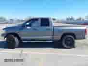 2006 Dodge 1500 SLT с VIN 1D7HA18256S631048, выставлен на аукционе IAAI как лот 42639174 с пробегом 150 619 миль миль и . История ставок и продаж доступна на DreamBid. Изображение 15.