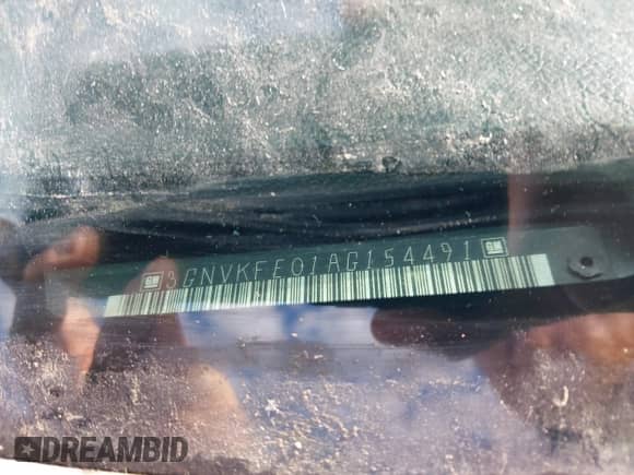 2010 Chevrolet Avalanche LT z VIN 3GNVKFE01AG154491, wystawiony jako IAAI lot #43517917 z przebiegiem 334 800 mil mil oraz . Historia ofert i sprzedaży dostępna na DreamBid. Obrazek 9.