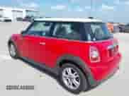 2012 MINI Hardtop with VIN WMWSU3C52CT542027, listed as a IAAI auction lot 42572780 with 122,496 mi miles and . Bid and sale history available at DreamBid. Image 3.