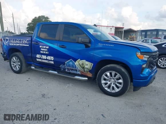 2022 Chevrolet Silverado 1500 Custom с VIN 3GCPABEK6NG538545, выставлен на аукционе IAAI как лот 42323991 с пробегом 43 571 миль миль и . История ставок и продаж доступна на DreamBid. Изображение 1.