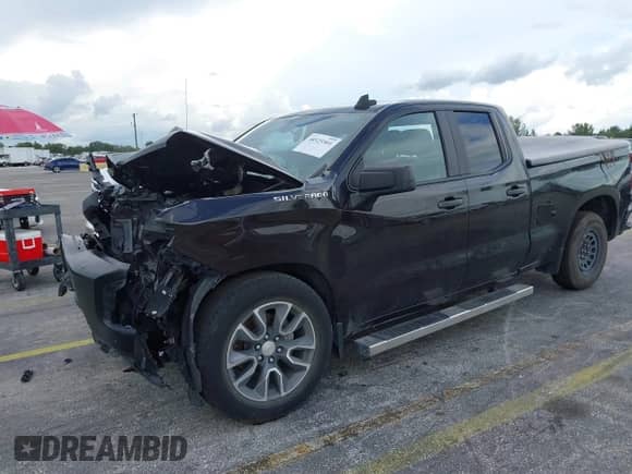 2020 Chevrolet Silverado 1500 Work Truck with VIN 1GCRWAEH8LZ234428, listed as a IAAI auction lot 40325501 with 84,978 mi miles and . Bid and sale history available at DreamBid. Image 21.