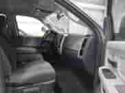 2010 Dodge 1500 SLT z VIN 1D7RV1CT7AS171991, wystawiony jako IAAI lot #42460632 z przebiegiem 157 079 mil mil oraz . Historia ofert i sprzedaży dostępna na DreamBid. Obrazek 5.