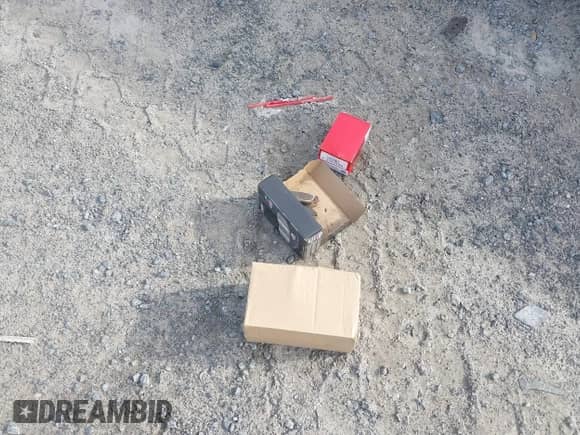 2013 Chevrolet Equinox LS с VIN 2GNFLCEK1D6345653, выставлен на аукционе IAAI как лот 43284373 с пробегом 205 719 миль миль и . История ставок и продаж доступна на DreamBid. Изображение 12.