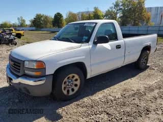 2007 GMC Sierra 1500 Work Truck z VIN 3GTEC14X07G199194, wystawiony jako Copart lot #81929815 z przebiegiem 40 514 mil mil oraz Czysty tytuł • Clean title. Historia ofert i sprzedaży dostępna na DreamBid. Obrazek 1.