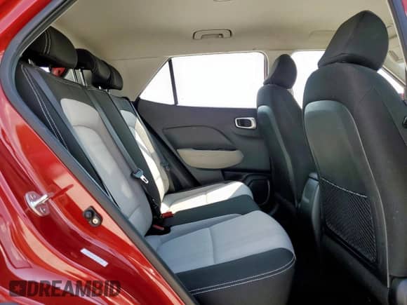 2020 Hyundai Venue SEL с VIN KMHRC8A35LU019903, выставлен на аукционе Copart как лот 69735825 с пробегом 71 667 миль миль и Чистый • Clean title. История ставок и продаж доступна на DreamBid. Изображение 11.