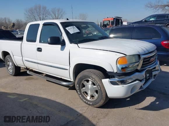 2004 GMC Sierra 1500 SLT с VIN 2GTEK19T741248095, выставлен на аукционе IAAI как лот 41777742 с пробегом 142 612 миль миль и . История ставок и продаж доступна на DreamBid. Изображение 1.
