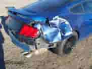 2018 Ford Mustang GT z VIN 1FA6P8CFXJ5165276, wystawiony jako IAAI lot #43469214 z przebiegiem 76 076 mil mil oraz . Historia ofert i sprzedaży dostępna na DreamBid. Obrazek 6.