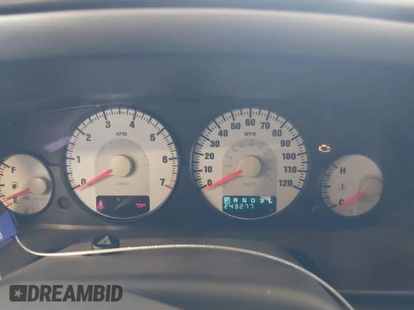 2005 Dodge Stratus SXT with VIN 1B3EL46X75N559047, listed as a IAAI auction lot 42830208 with 243,277 mi miles and . Bid and sale history available at DreamBid. Image 7.