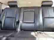 2010 Chevrolet Suburban LT z VIN 1GNUCJE04AR216753, wystawiony jako Copart lot #72060635 z przebiegiem 154 206 mil mil oraz Czysty tytuł • Clean title. Historia ofert i sprzedaży dostępna na DreamBid. Obrazek 10.