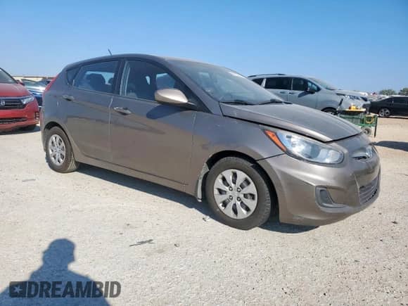 2014 Hyundai Accent GS с VIN KMHCT5AE6EU165851, выставлен на аукционе Copart как лот 84793395 с пробегом 126 057 миль миль и Списание • Salvage title. История ставок и продаж доступна на DreamBid. Изображение 4.
