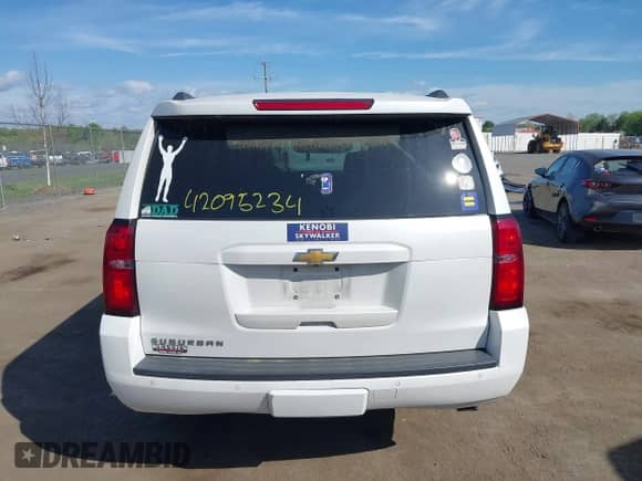 2018 Chevrolet Suburban LT с VIN 1GNSKHKC9JR281860, выставлен на аукционе IAAI как лот 42095234 с пробегом 82 563 миль миль и . История ставок и продаж доступна на DreamBid. Изображение 16.