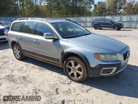 2009 Volvo XC70 3.2L with VIN YV4BZ982991060159, listed as a IAAI auction lot 43440427 with 283,367 mi miles and . Bid and sale history available at DreamBid. Image 1.