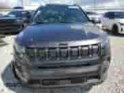 2022 Jeep Compass Altitude с VIN 3C4NJDBB5NT182247, выставлен на аукционе Copart как лот 82091165 с пробегом 31 678 миль миль и Списание • Salvage title. История ставок и продаж доступна на DreamBid. Изображение 5.