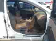 2012 Chevrolet Malibu LTZ z VIN 1G1ZG5E72CF145136, wystawiony jako IAAI lot #42421702 z przebiegiem 190 138 mil mil oraz . Historia ofert i sprzedaży dostępna na DreamBid. Obrazek 5.