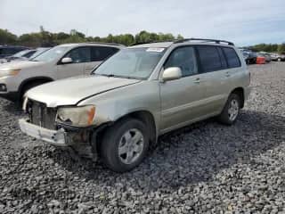 2003 Toyota Highlander с VIN JTEHF21A130128025, выставлен на аукционе Copart как лот 82044905 с пробегом 220 025 миль миль и Списание • Salvage title. История ставок и продаж доступна на DreamBid. Изображение 1.