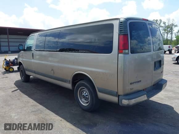 2001 Chevrolet Express с VIN 1GAHG39R711229376, выставлен на аукционе IAAI как лот 41948861 с пробегом 124 925 миль миль и . История ставок и продаж доступна на DreamBid. Изображение 3.