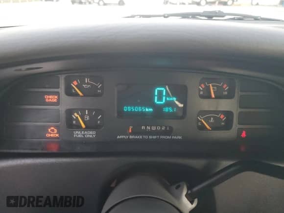 1995 Chevrolet Caprice с VIN 1G1BL52P0SR113364, выставлен на аукционе Copart как лот 81105964 с пробегом 85 065 миль миль и Списание • Salvage title. История ставок и продаж доступна на DreamBid. Изображение 9.