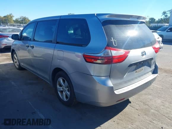 2016 Toyota Sienna L with VIN 5TDZK3DC2GS743662, listed as a IAAI auction lot 43425945 with 224,267 mi miles and . Bid and sale history available at DreamBid. Image 3.