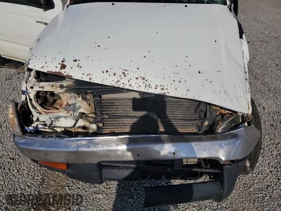 1997 Toyota Tacoma z VIN 4TAWN72N9VZ220491, wystawiony jako Copart lot #56366725 z przebiegiem 323 755 mil mil oraz Szkoda całkowita • Salvage title. Historia ofert i sprzedaży dostępna na DreamBid. Obrazek 11.