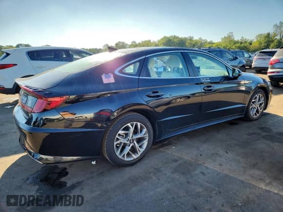 2022 Hyundai Sonata SEL with VIN KMHL64JA8NA232871, listed as a Copart auction lot 70746705 with 23,663 mi miles and Salvage title. Bid and sale history available at DreamBid. Image 3.