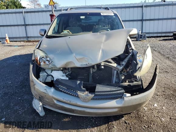 2005 Toyota Sienna XLE z VIN 5TDZA22C15S249449, wystawiony jako Copart lot #82156455 z przebiegiem 156 831 mil mil oraz Szkoda całkowita • Salvage title. Historia ofert i sprzedaży dostępna na DreamBid. Obrazek 5.