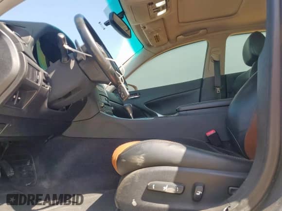 2013 Lexus IS 250 z VIN JTHBF5C2XD5190740, wystawiony jako Copart lot #70972335 z przebiegiem 193 356 mil mil oraz Szkoda całkowita • Salvage title. Historia ofert i sprzedaży dostępna na DreamBid. Obrazek 7.