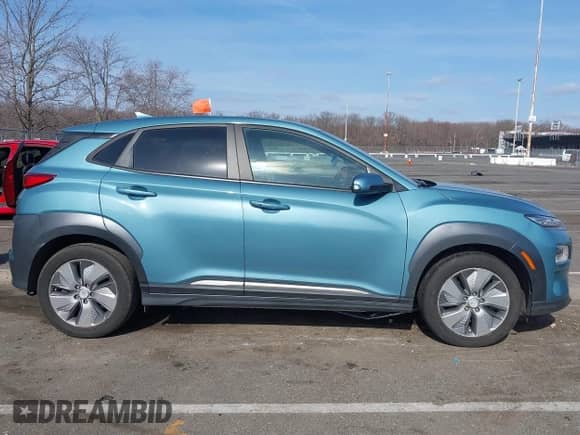 2021 Hyundai Kona Limited с VIN KM8K33AG0MU106200, выставлен на аукционе IAAI как лот 41811708 с пробегом 48 335 миль миль и . История ставок и продаж доступна на DreamBid. Изображение 13.