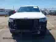 2017 Jeep Grand Cherokee Altitude z VIN 1C4RJEAGXHC846126, wystawiony jako IAAI lot #42190604 z przebiegiem 178 742 mil mil oraz . Historia ofert i sprzedaży dostępna na DreamBid. Obrazek 6.