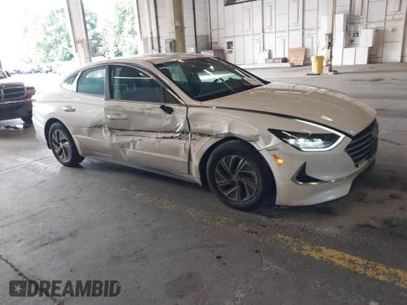 2022 Hyundai Sonata Blue с VIN KMHL24JJ4NA049835, выставлен на аукционе IAAI как лот 43001542 с пробегом 72 296 миль миль и . История ставок и продаж доступна на DreamBid. Изображение 1.