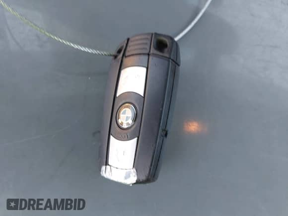 2011 BMW 3 Series 328i xDrive с VIN WBAPK7C53BA821130, выставлен на аукционе IAAI как лот 43159788 с пробегом 121 216 миль миль и . История ставок и продаж доступна на DreamBid. Изображение 11.