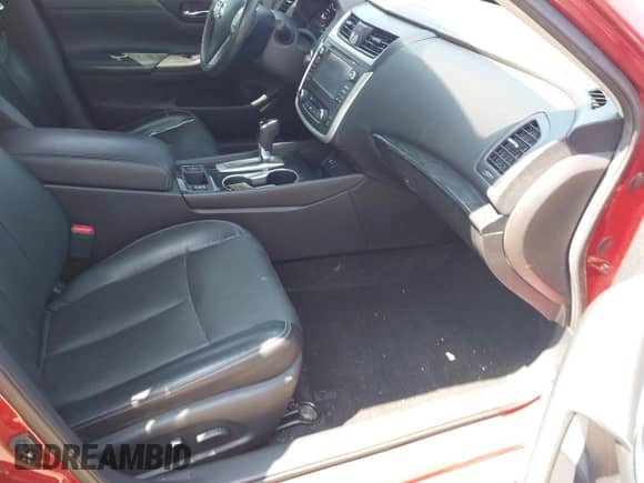 2016 Nissan Altima S with VIN 1N4AL3AP7GC162375, listed as a IAAI auction lot 43235298 with 119,367 mi miles and . Bid and sale history available at DreamBid. Image 5.