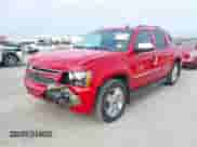 2009 Chevrolet Avalanche LTZ z VIN 3GNFK32019G223649, wystawiony jako IAAI lot #41520097 z przebiegiem 147 964 mil mil oraz . Historia ofert i sprzedaży dostępna na DreamBid. Obrazek 2.