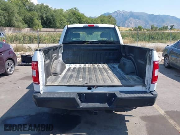 2018 Ford F-150 XL with VIN 1FTEX1CB5JKF29695, listed as a IAAI auction lot 43152755 with 126,516 mi miles and . Bid and sale history available at DreamBid. Image 16.