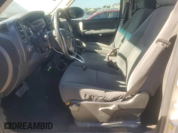 2007 Chevrolet Silverado 1500 1LT с VIN 2GCEC13JX71544818, выставлен на аукционе Copart как лот 85296025 с пробегом 251 941 миль миль и Чистый • Clean title. История ставок и продаж доступна на DreamBid. Изображение 7.