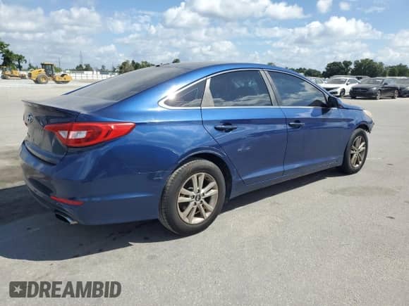 2015 Hyundai Sonata SE с VIN 5NPE24AF2FH073800, выставлен на аукционе Copart как лот 81933445 с пробегом 166 470 миль миль и Чистый • Clean title. История ставок и продаж доступна на DreamBid. Изображение 3.