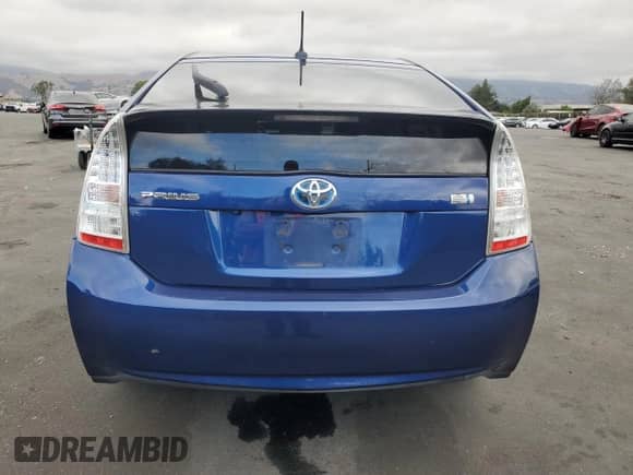 2010 Toyota Prius III with VIN JTDKN3DU1A0064722, listed as a Copart auction lot 85942395 with 216,878 mi miles and Salvage title. Bid and sale history available at DreamBid. Image 6.