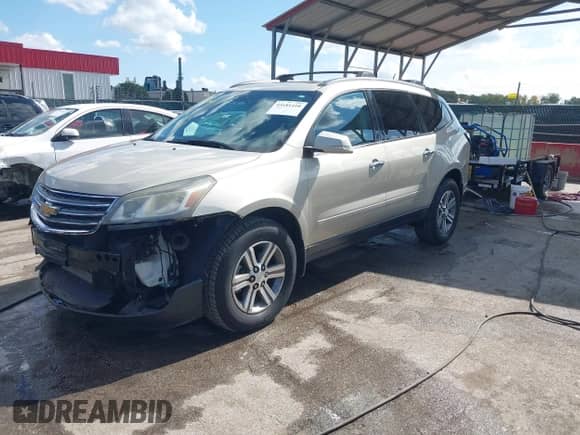 2015 Chevrolet Traverse LT с VIN 1GNKRGKD2FJ181409, выставлен на аукционе IAAI как лот 43181410 с пробегом 107 973 миль миль и . История ставок и продаж доступна на DreamBid. Изображение 19.