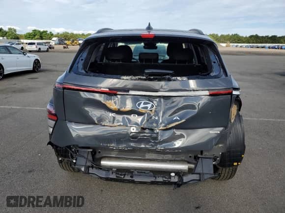 2025 Hyundai Kona SEL Convenience с VIN KM8HCCAB7SU261676, выставлен на аукционе Copart как лот 64380725 с пробегом 2 287 миль миль и Списание • Salvage title. История ставок и продаж доступна на DreamBid. Изображение 6.
