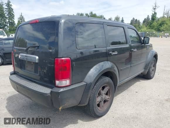 2007 Dodge Nitro SLT with VIN 1D8GU58K17W609239, listed as a IAAI auction lot 42712438 with 212,000 mi miles and . Bid and sale history available at DreamBid. Image 4.