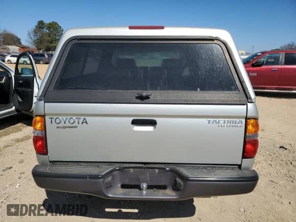 2004 Toyota Tacoma PreRunner z VIN 5TENM92NX4Z463826, wystawiony jako Copart lot #47386745 z przebiegiem 247 951 mil mil oraz Szkoda całkowita • Salvage title. Historia ofert i sprzedaży dostępna na DreamBid. Obrazek 6.